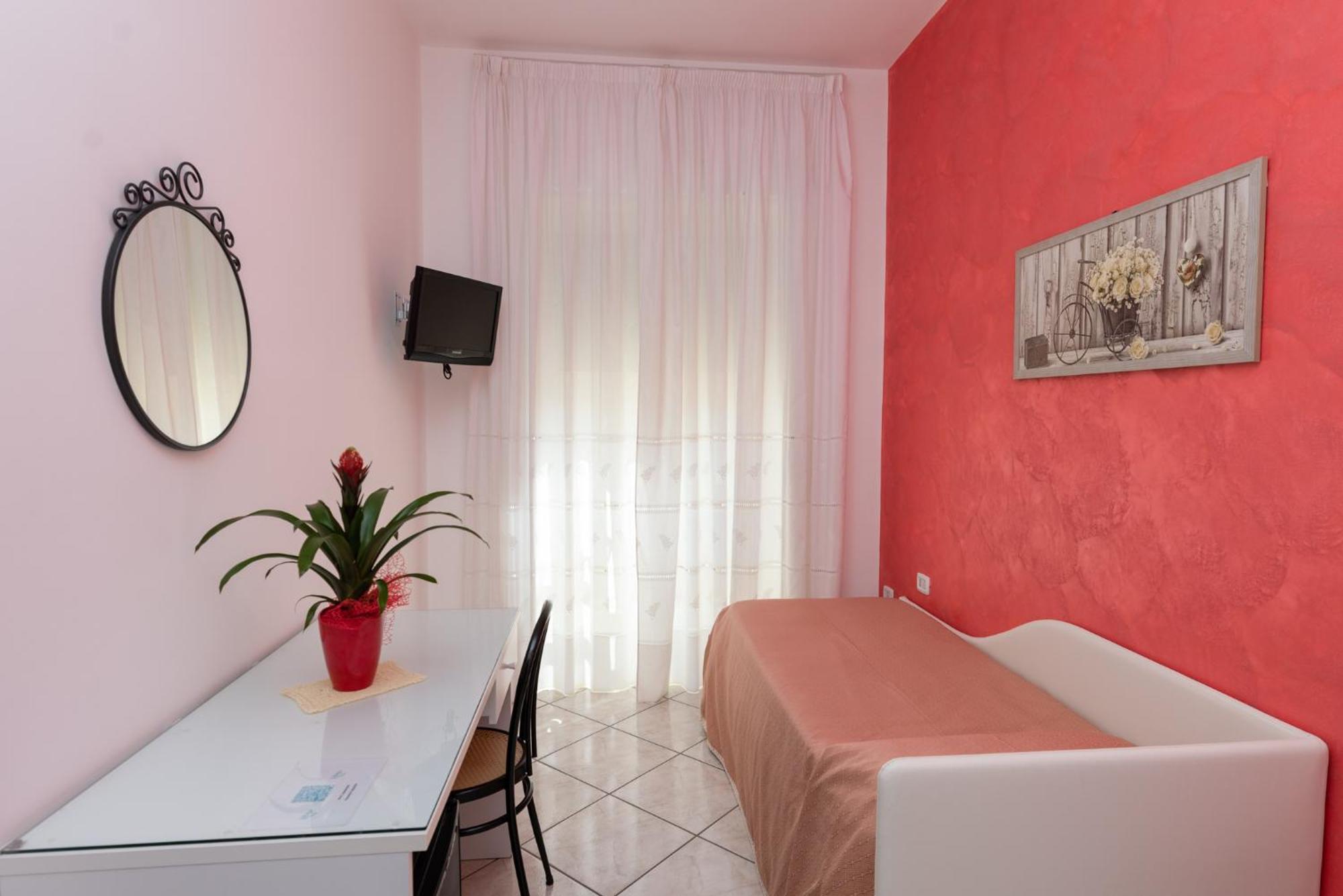 Hotel Baia Verde Maiori Exterior photo